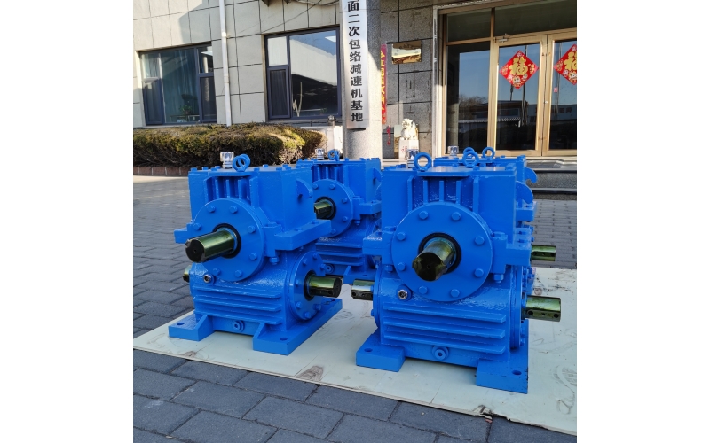 非標(biāo)定制汽車輥壓線減速機